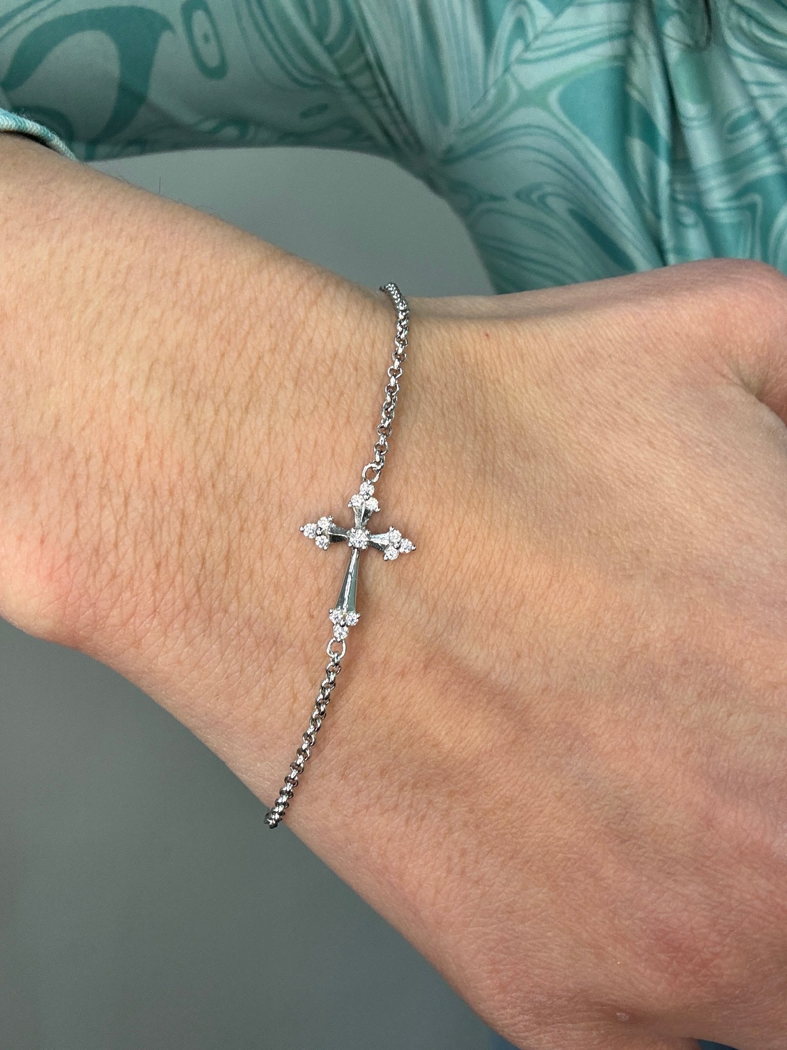 Bracciale con Croce Classica in Argento 925